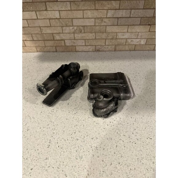 Disney Pirates Of The Caribbean Desk Top Set , Tape Dispenser note pad holder - Picture 1 of 8